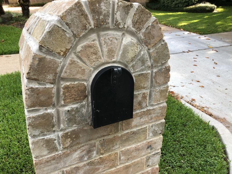 Finished Brick Mailboxes